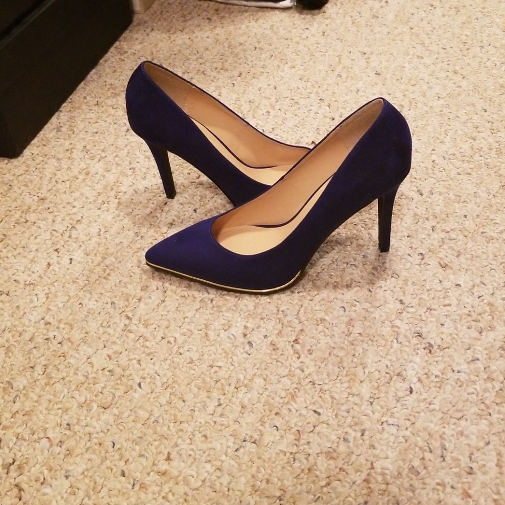 High heels shoes